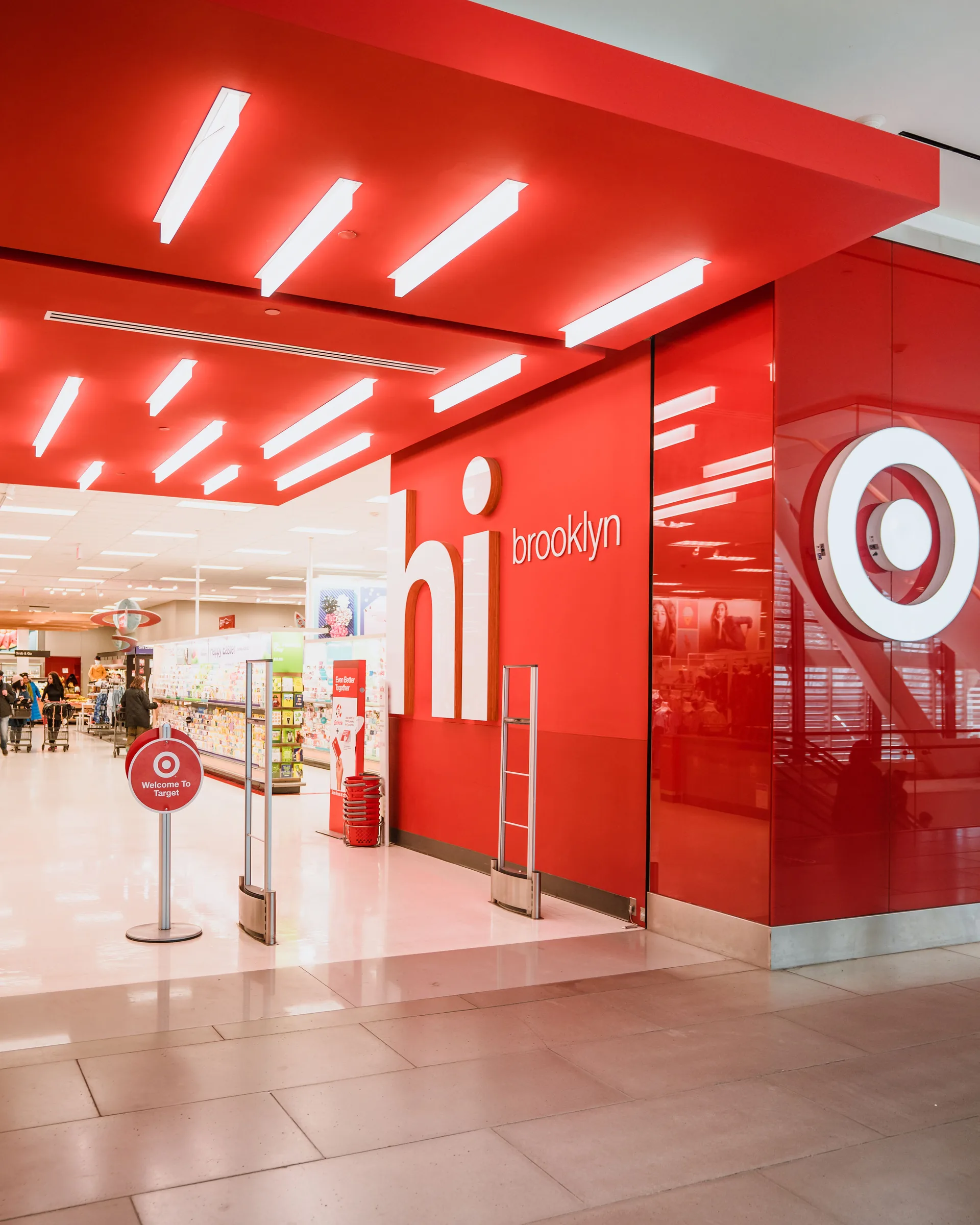 Local amenities and streets around 1 Willoughby Square